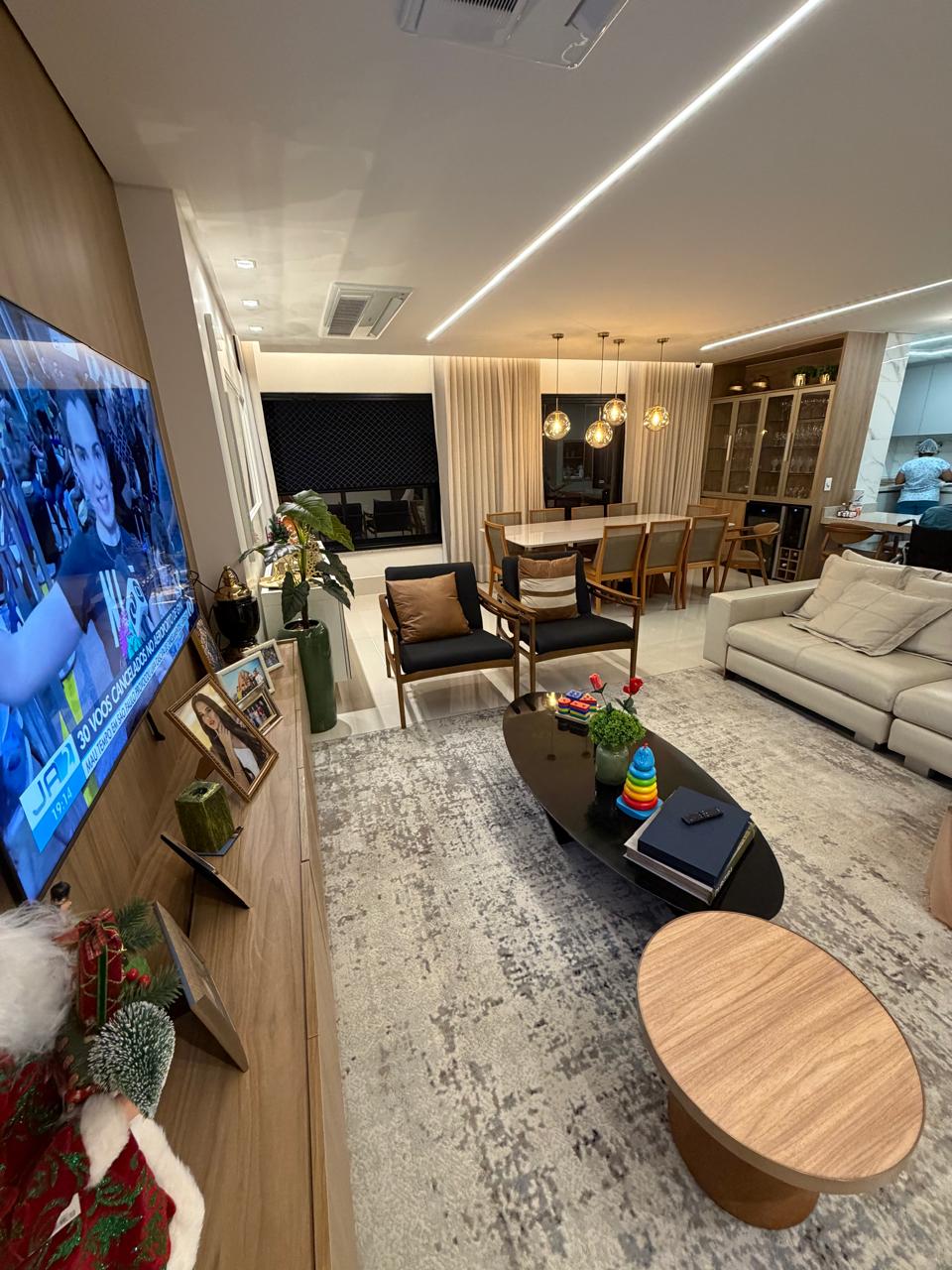 Apartamento de Luxo com 3 Suítes e Elevador Privativo - Setor Bueno