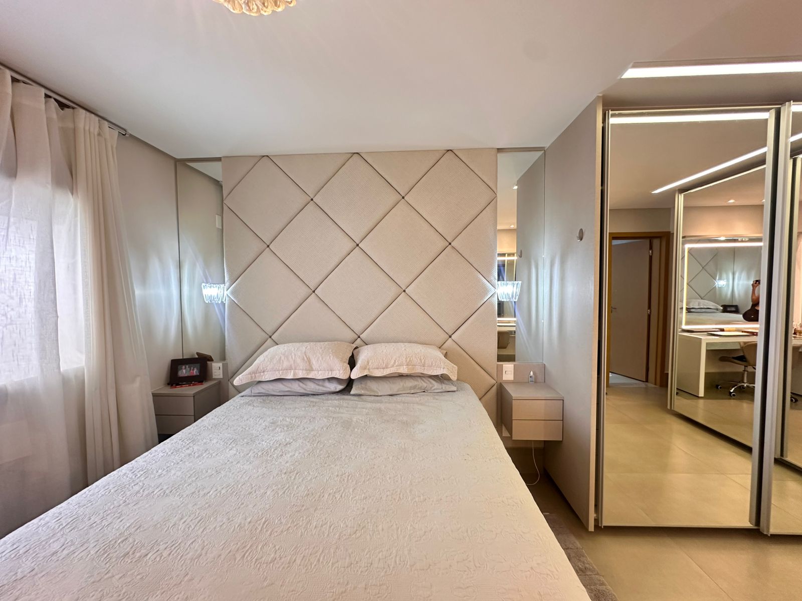 Apartamento Mobiliado de Luxo - 3 Suítes - Goiânia Shopping