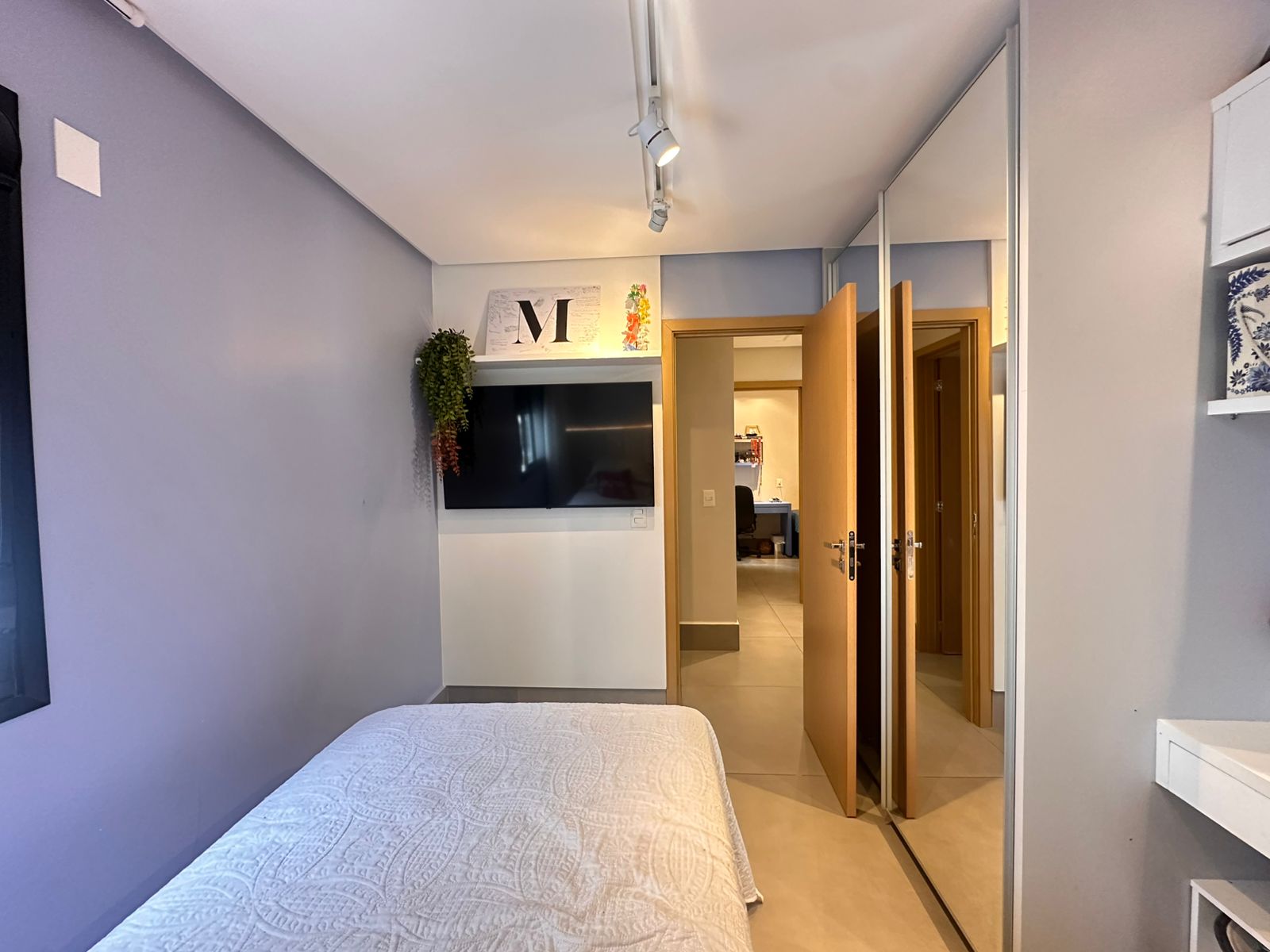 Apartamento Mobiliado de Luxo - 3 Suítes - Goiânia Shopping