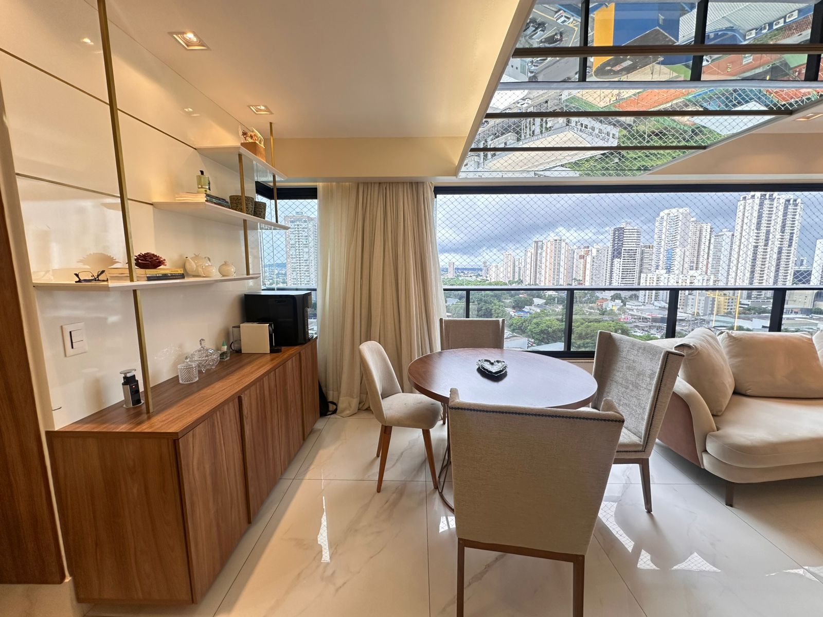 Apartamento Mobiliado de Luxo - 3 Suítes - Goiânia Shopping