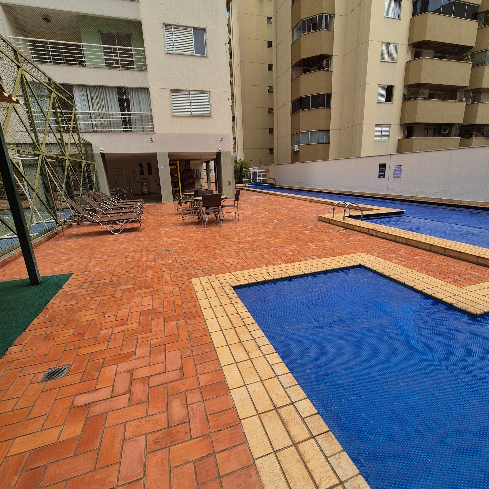 Apartamento Alto Padrão no Setor Bueno - 14º Andar com Vista Privilegiada