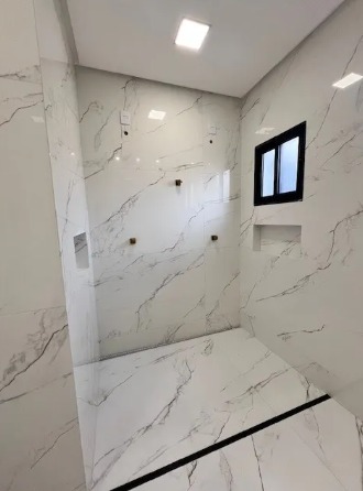 Sobrado Alto Padrão com 5 Suítes e Piscina no Jardins Capri