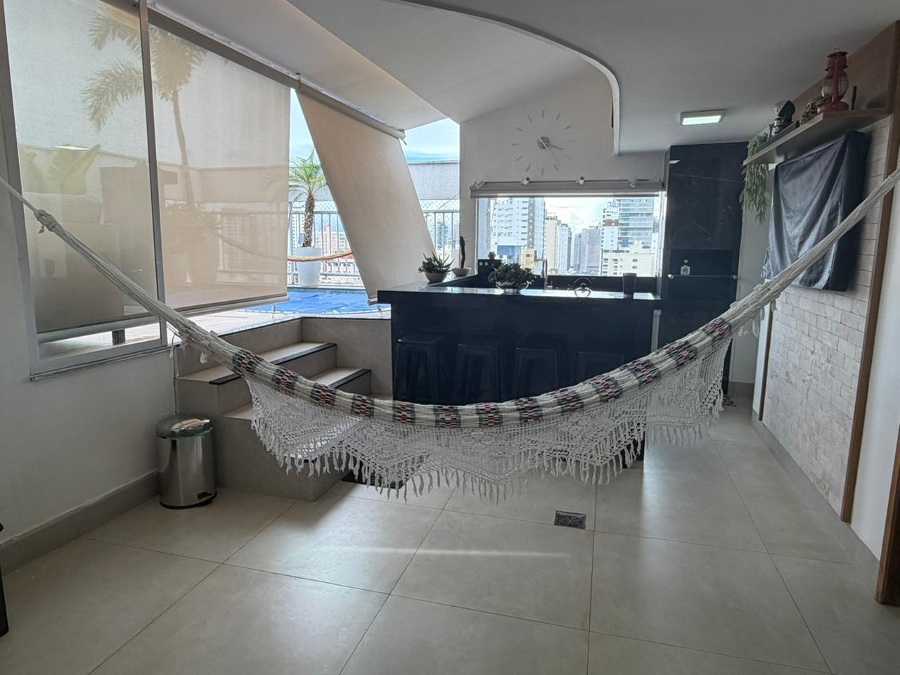 Cobertura de Alto Padrão no Setor Bueno - 188m² com Piscina Aquecida Privativa