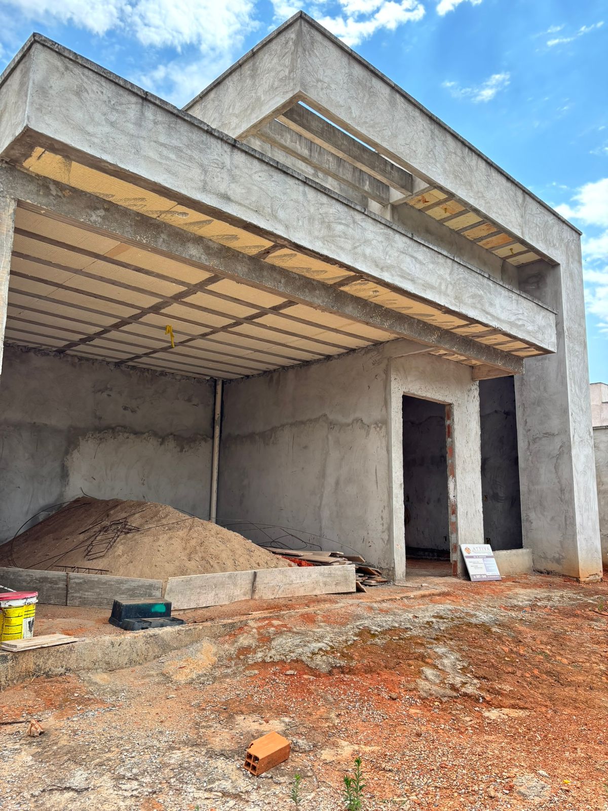 Casa Térrea 3 Suítes em Fase de Acabamento - Condomínio Parqville Pinheiros