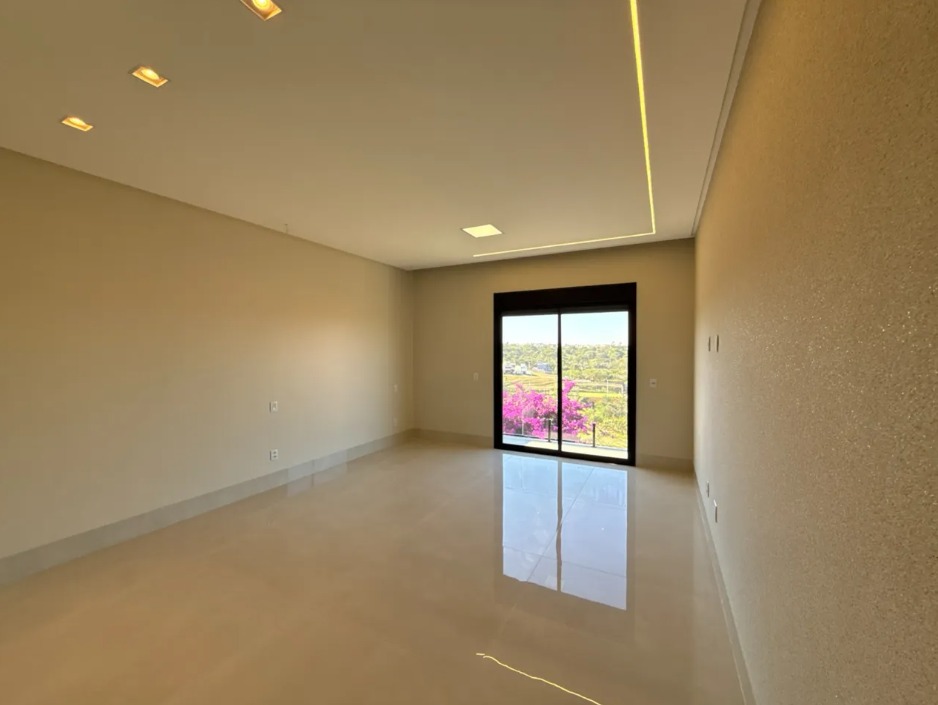 Casa Subtérrea Moderna no Jardins Nápoles - Vista Privilegiada para Área Verde