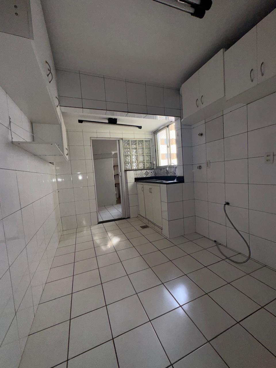 Apartamento Amplo 3 Quartos com Suíte no Setor Oeste - Nascente no 11º Andar