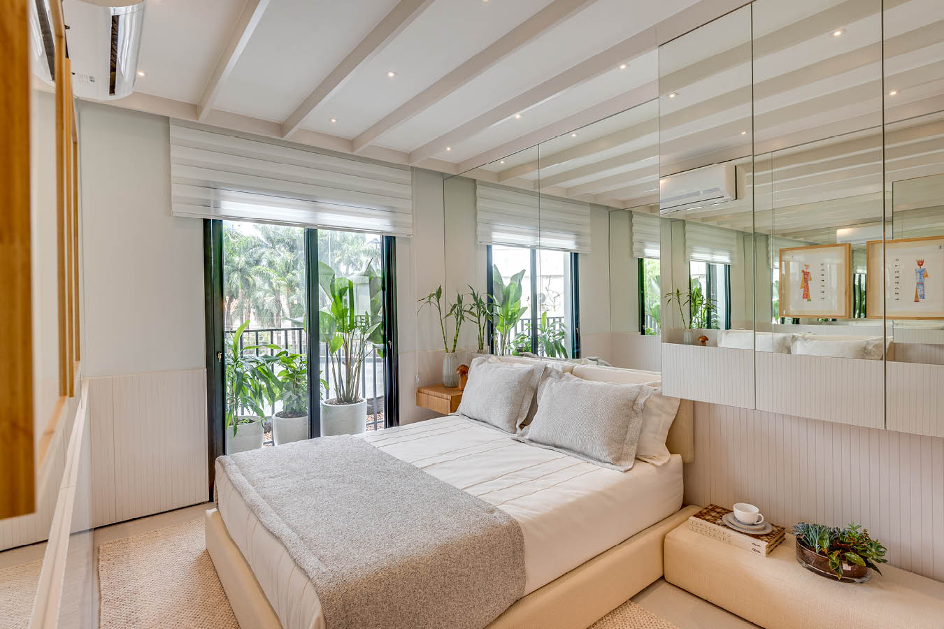 Apartamento 2Q Alto Padrão no Setor Bueno - Edifício Sync - Andar Alto Nascente