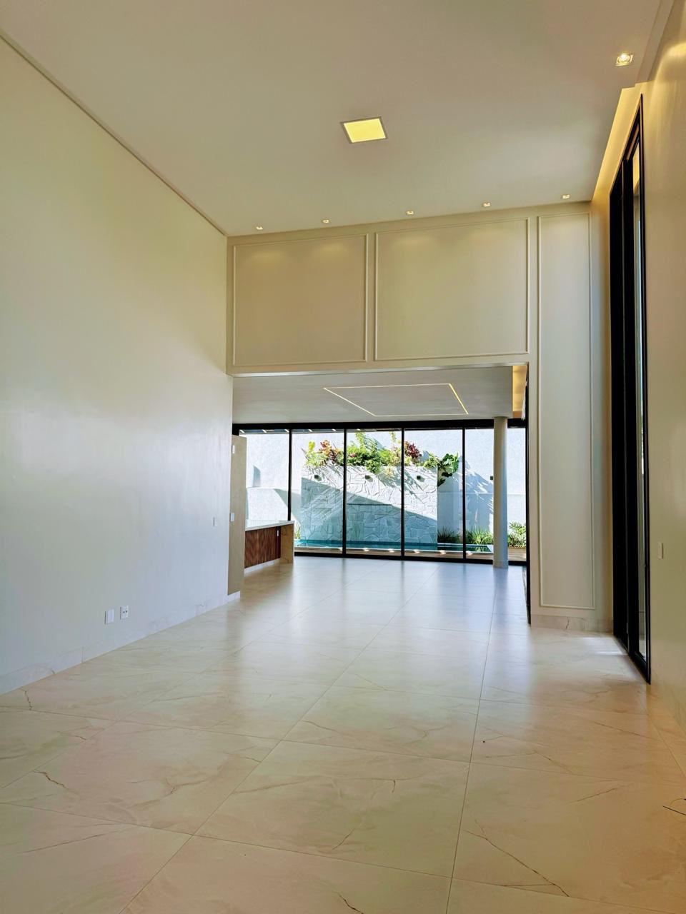 Casa Térrea de Luxo - Portal do Sol Garden Golf - Projeto Arquiteto Renomado