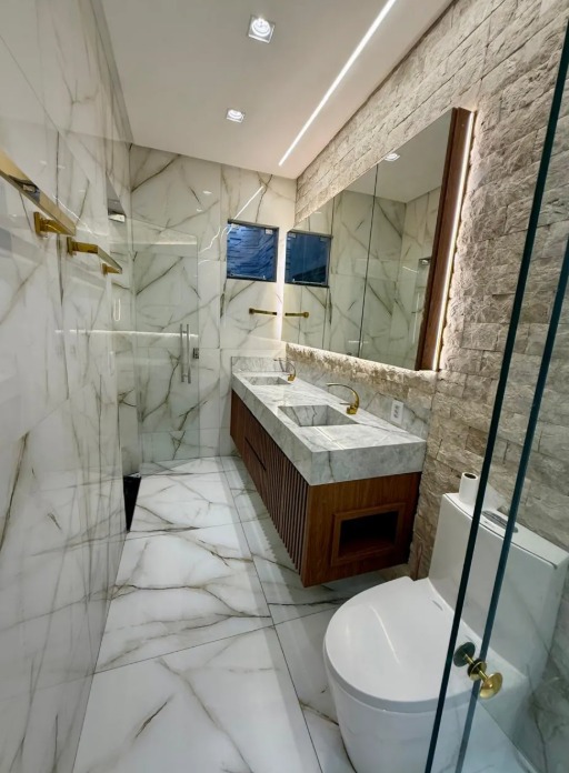 Casa Semi-Nova Mobiliada no Papillon Park - Lote de Esquina 407m²