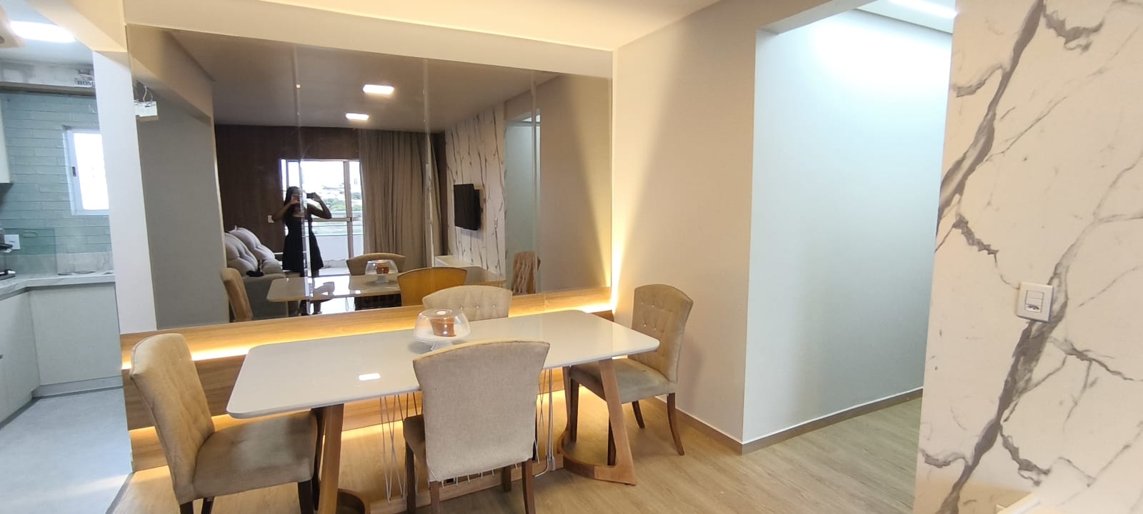 Apartamento Exclusivo 98m² com 3 Quartos (2 Suítes) - Alto da Glória
