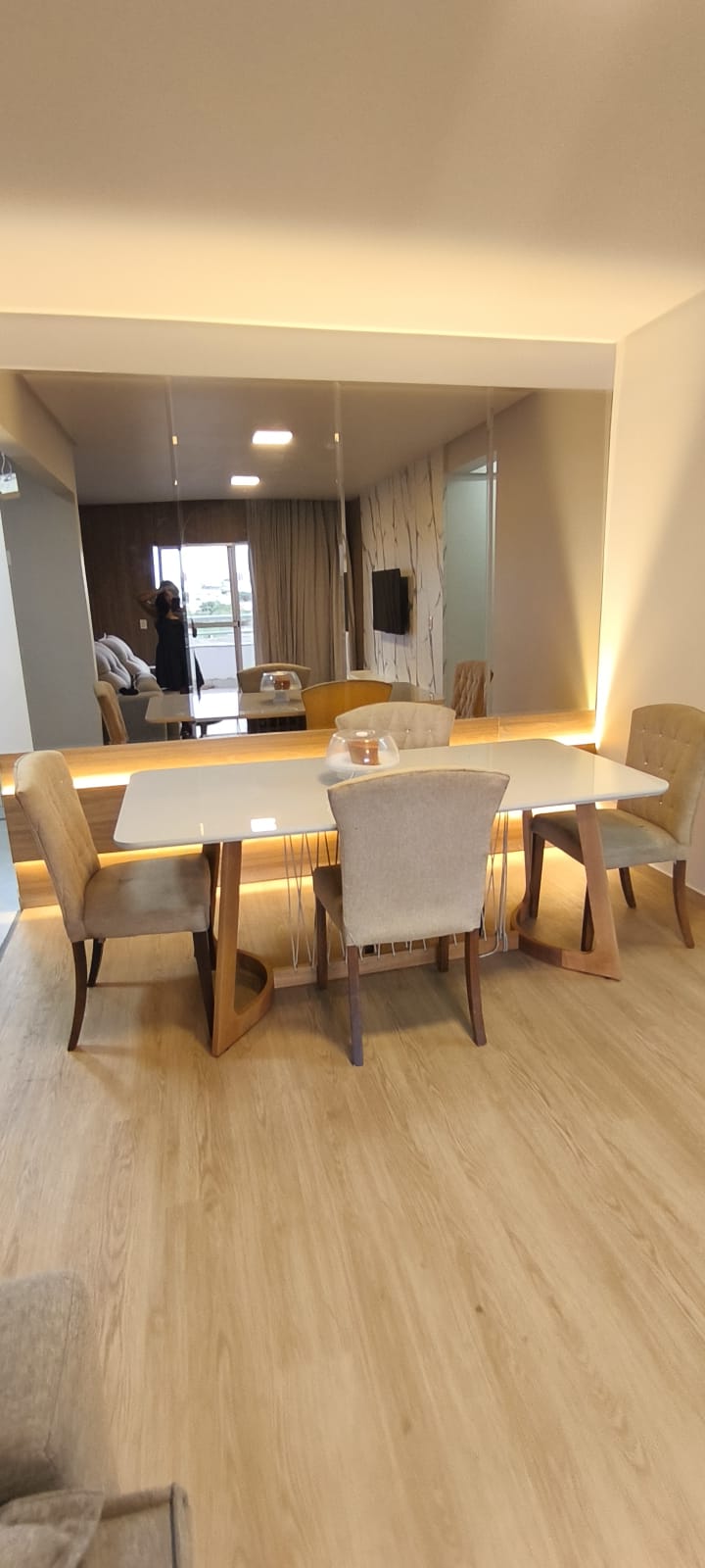 Apartamento Exclusivo 98m² com 3 Quartos (2 Suítes) - Alto da Glória