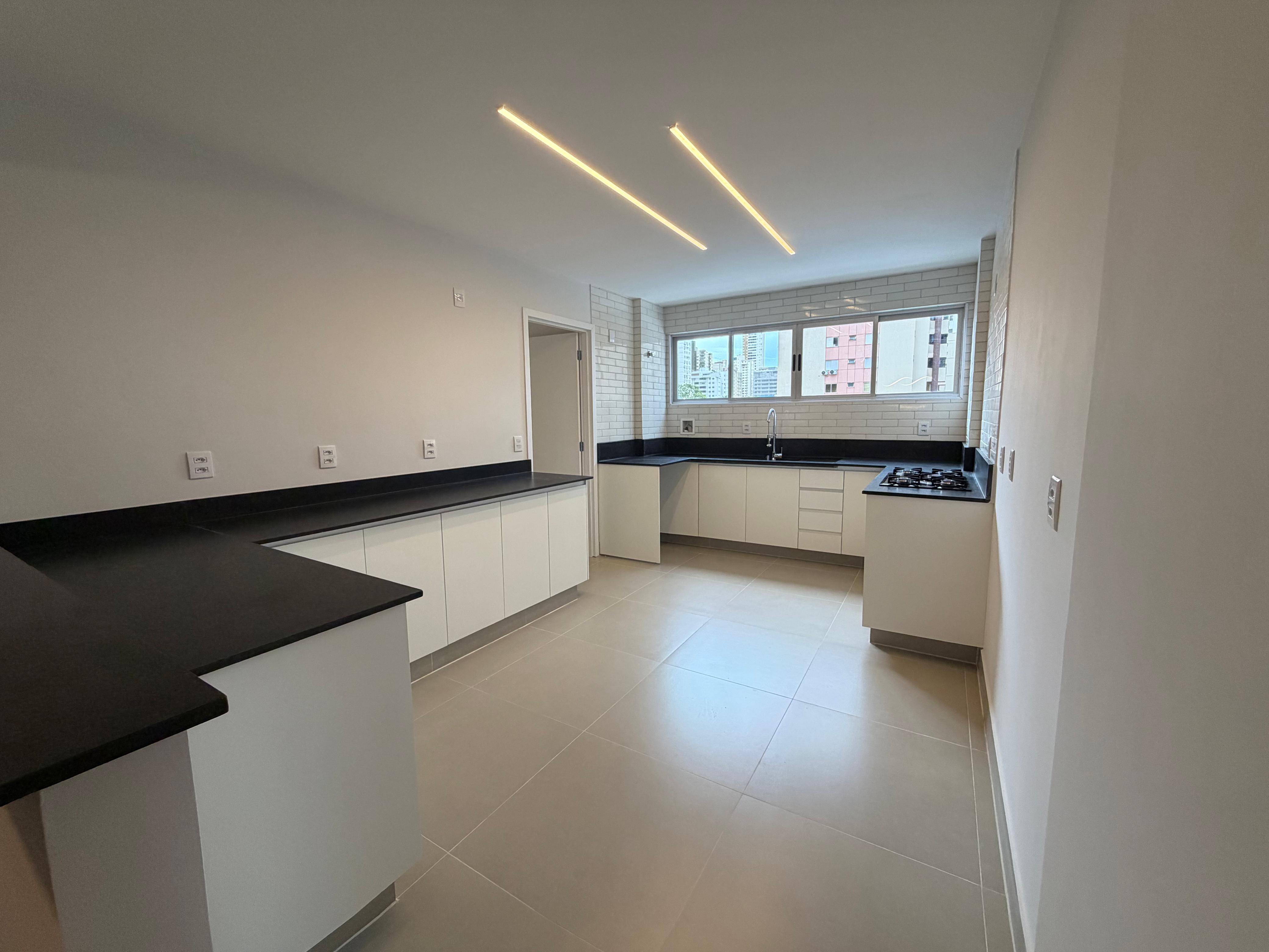 Apartamento Reformado 160m² - Edifício Grécia - Setor Oeste