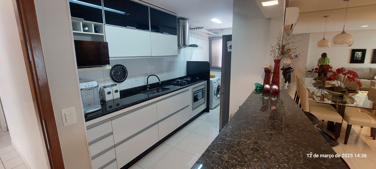 Apartamento à venda de 3 Quartos / Mobiliado / Edifício Borges Landeiro Classic / Setor Bueno