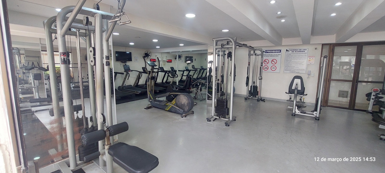 Apartamento à venda de 3 Quartos / Mobiliado / Edifício Borges Landeiro Classic / Setor Bueno