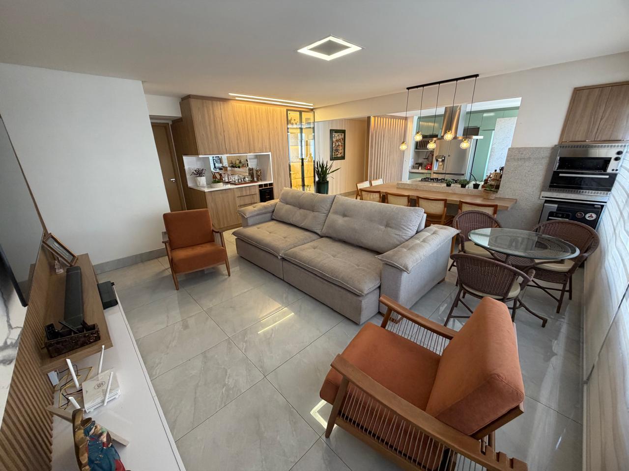 Apartamento Alto Padrão no Residencial Jardim Bueno -  3 Suítes com Armários, Projeto Luminotécnico e Churrasqueira Gourmet