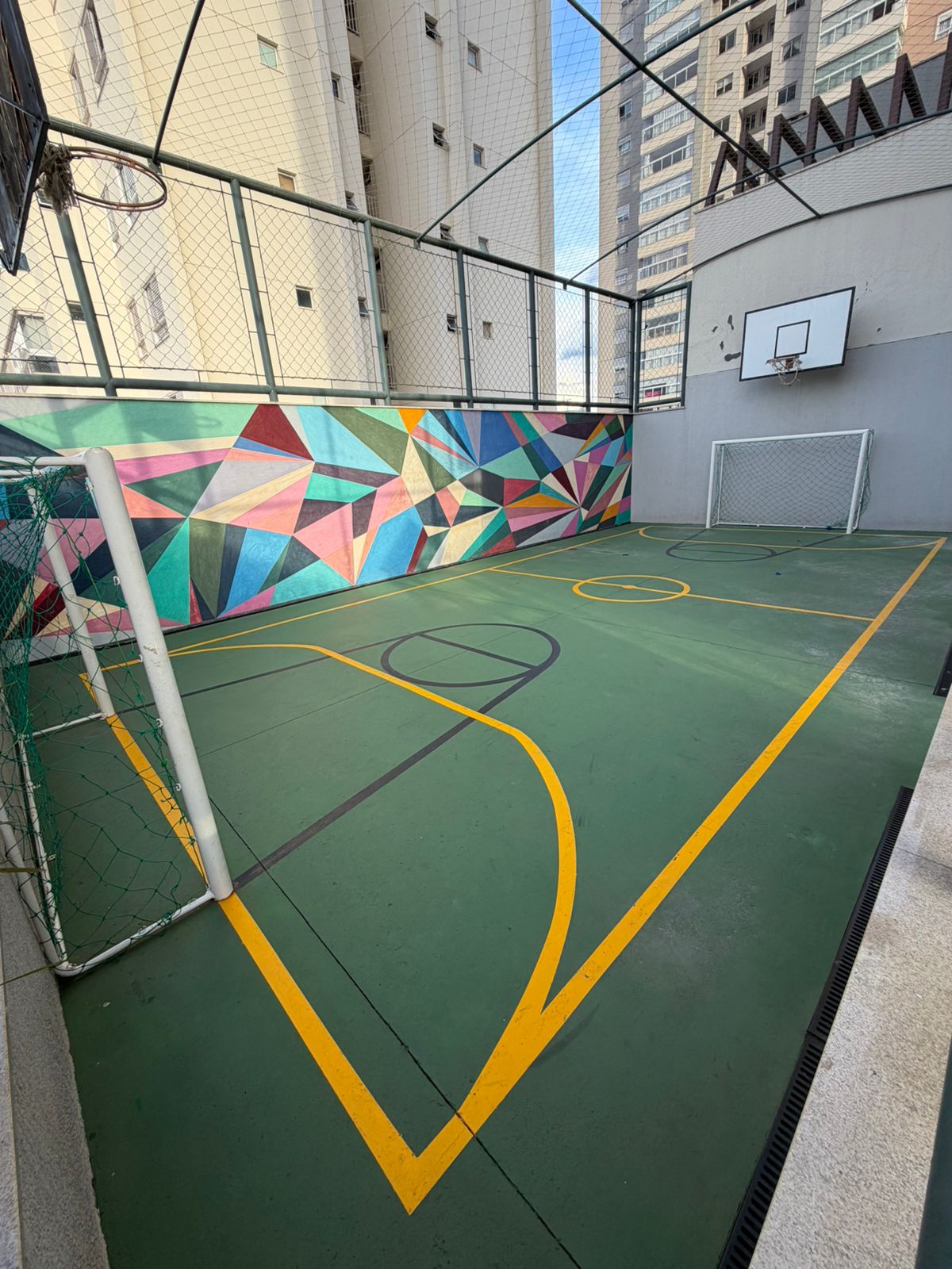 Apartamento Alto Padrão no Residencial Jardim Bueno -  3 Suítes com Armários, Projeto Luminotécnico e Churrasqueira Gourmet