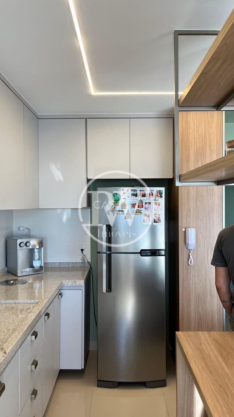 Apartamento Alto Padrão com 3 Quartos no 27º Andar – Torre Única, Vista Livre.