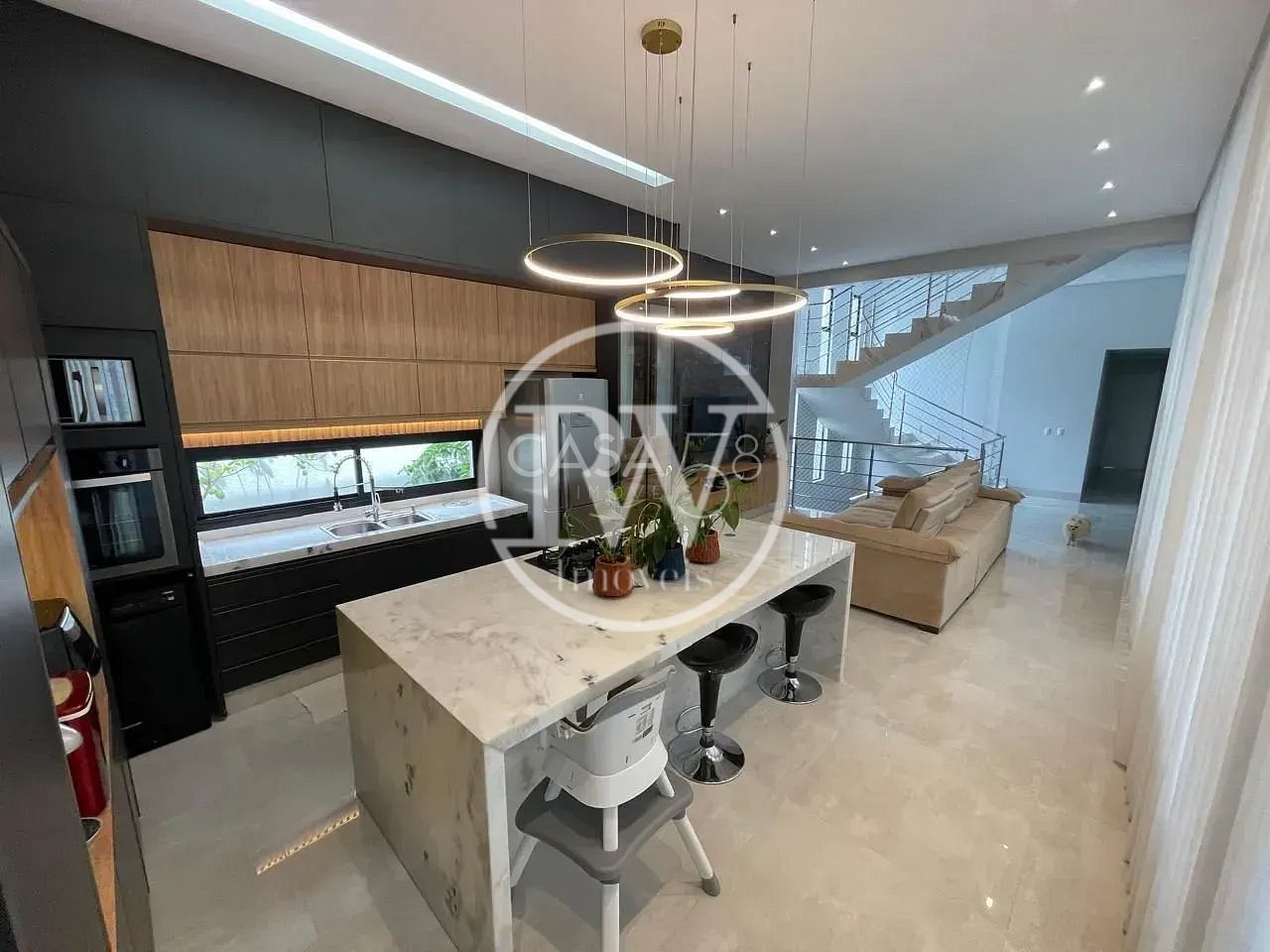 Casa à venda, Residencial Parque Mendanha, 438m² construídos | Terreno de 808m²