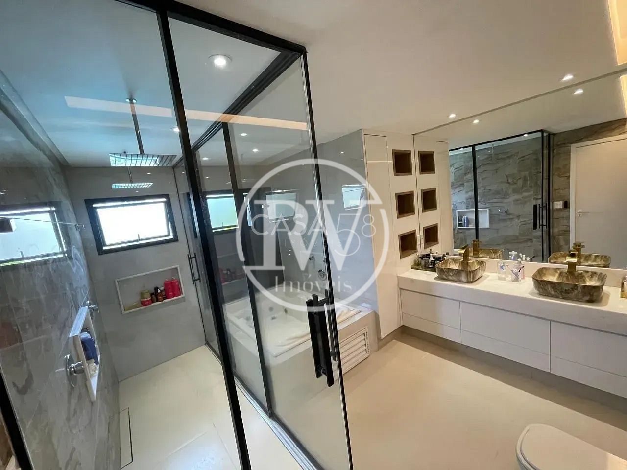 Casa à venda, Residencial Parque Mendanha, 438m² construídos | Terreno de 808m²