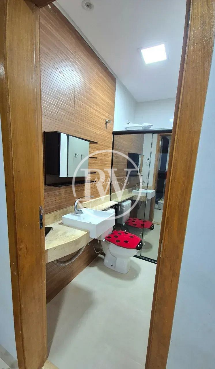 Sobrado à venda  em condominio fechado, 4 quartos