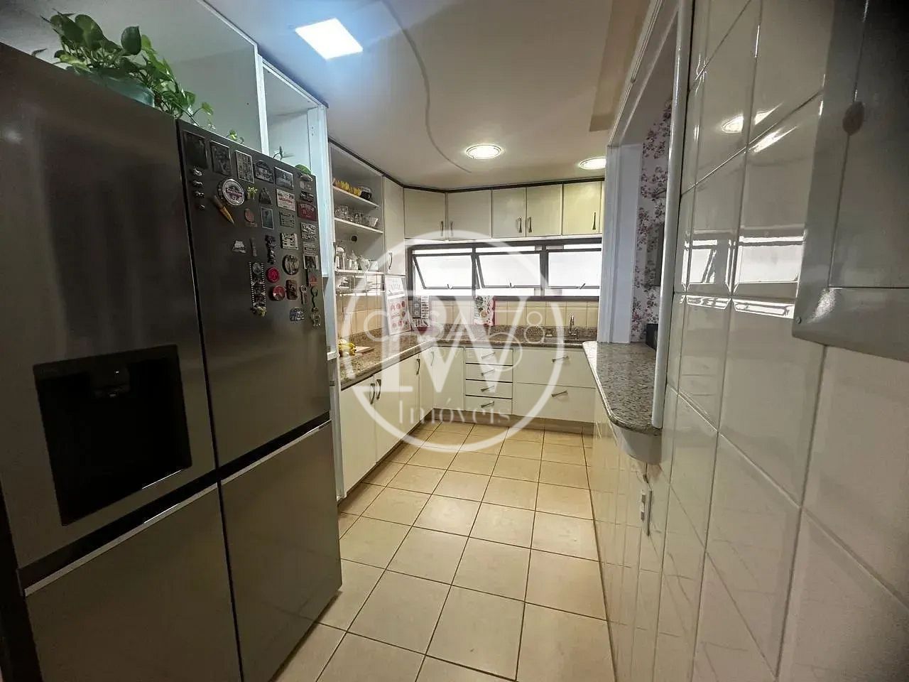 Apartamento à venda - Portal do Ipê- Setor Bueno - 3 suites - 4 banheiros 100m²