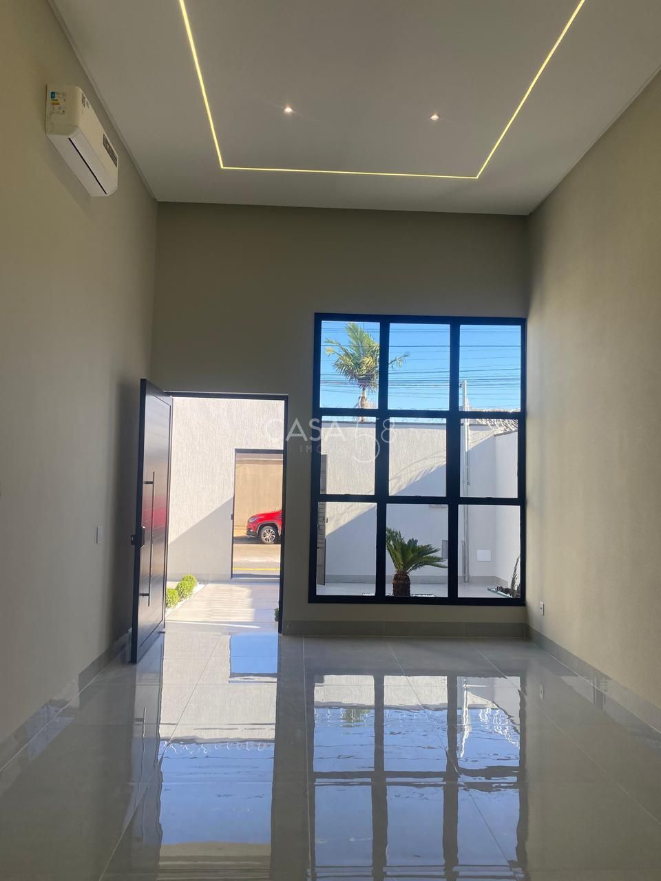 Casa de Alto Padrão com 3 Suítes e Piscina no Setor Faiçalville – 228 m