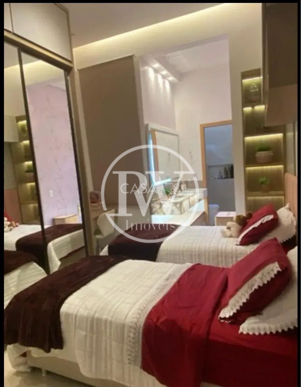 Casa à venda, Sítio de Recreio Ipê, 4 Quartos sendo 3 suites, Goiânia, GO