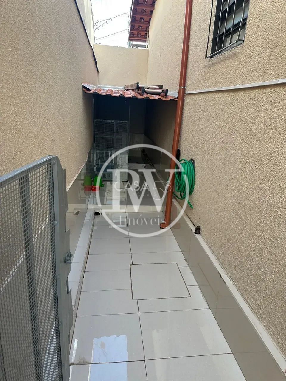 Sobrado de alto padrão à venda no Parque Amazônia – 4 quartos, 2 suítes, 330m²