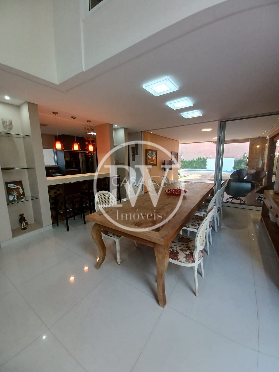 Sobrado de Alto Padrão à Venda no Jardins Atenas 3 Suítes, 320m² Terreno Amplo