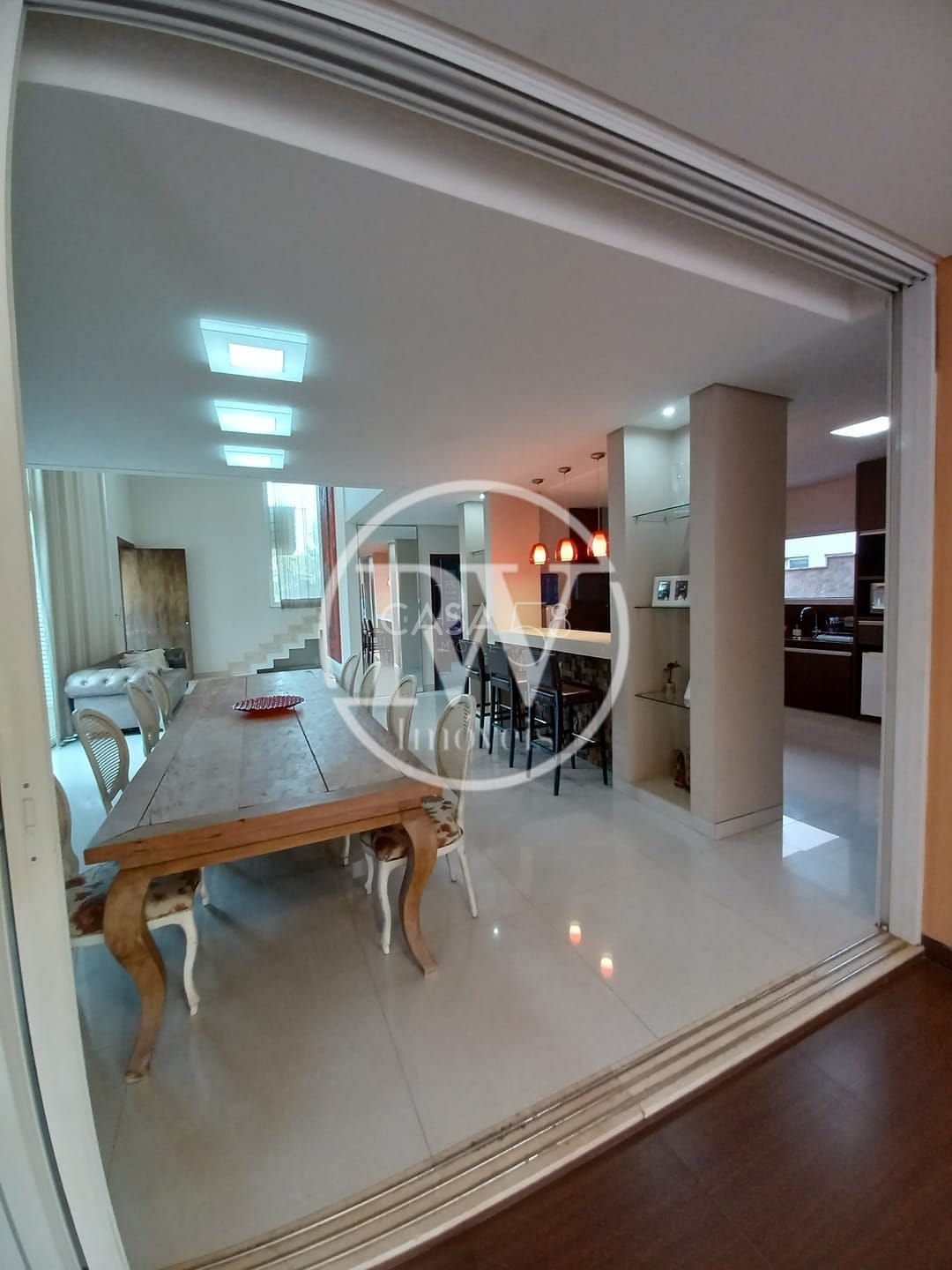 Sobrado de Alto Padrão à Venda no Jardins Atenas 3 Suítes, 320m² Terreno Amplo