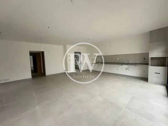 Casa Térrea em Condomínio Fechado – 3 Suítes | 172m² | Lazer Completo