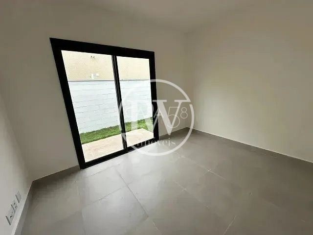 Casa Térrea em Condomínio Fechado – 3 Suítes | 172m² | Lazer Completo