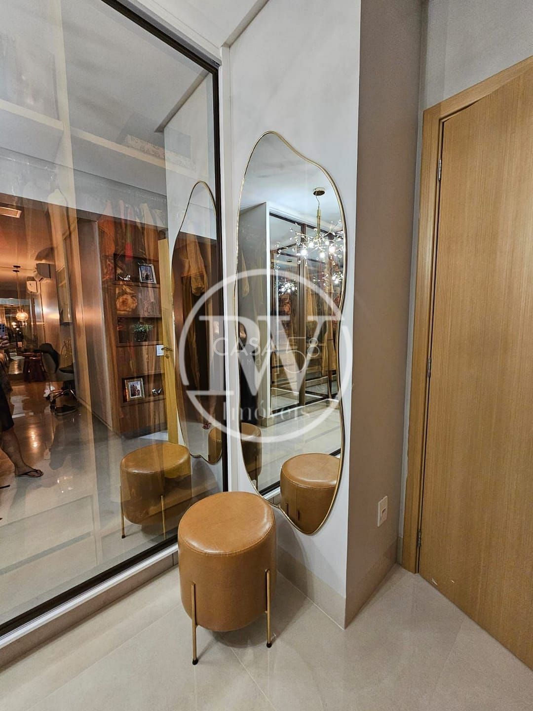 Apartamento Mobiliado de Alto Padrão à Venda no Setor Bueno | 170m² | 3 Suítes