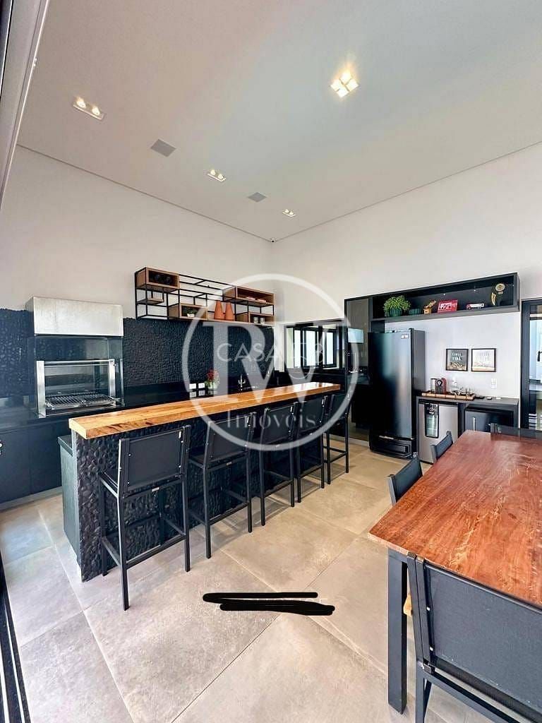 Casa a Venda no Condomínio GREEN PARK, 4 quartos sendo 4 suites , Goiânia, GO.