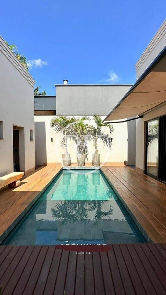 Casa a Venda no Condomínio GREEN PARK, 4 quartos sendo 4 suites , Goiânia, GO.