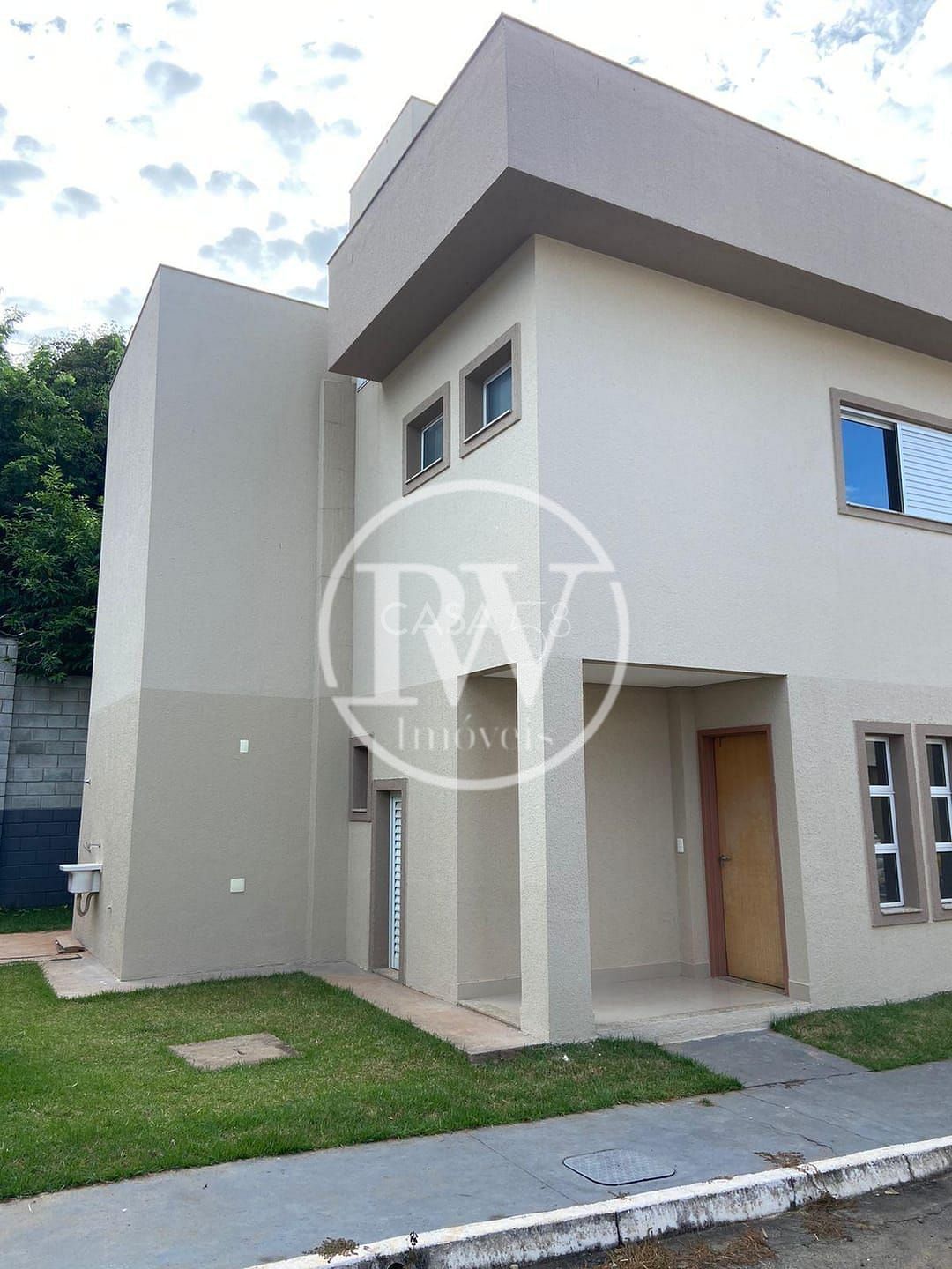 Sobrado no Condomínio Jardins de Lucca – 3 Suítes – 100m² – Lazer Completo