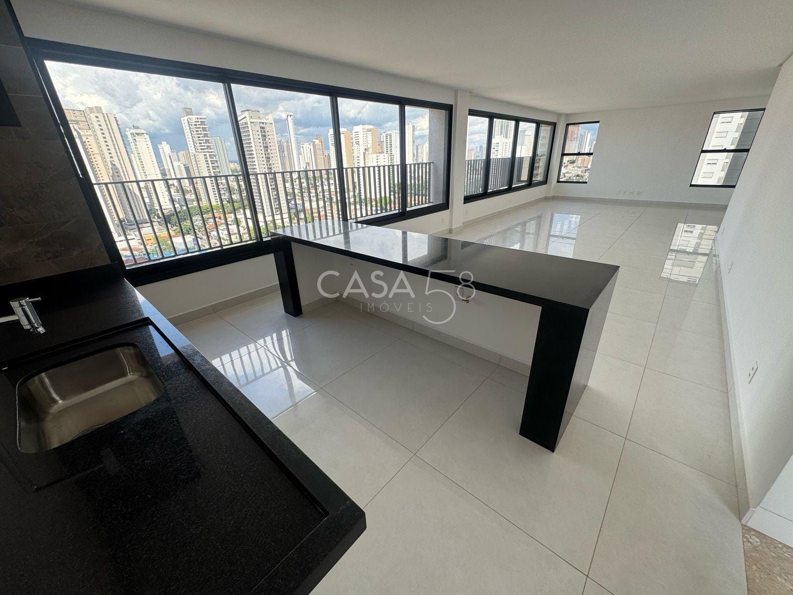 Apartamento de Alto Padrão no Cristal Tower – Setor Bueno, 202 m² | 4 Suítes