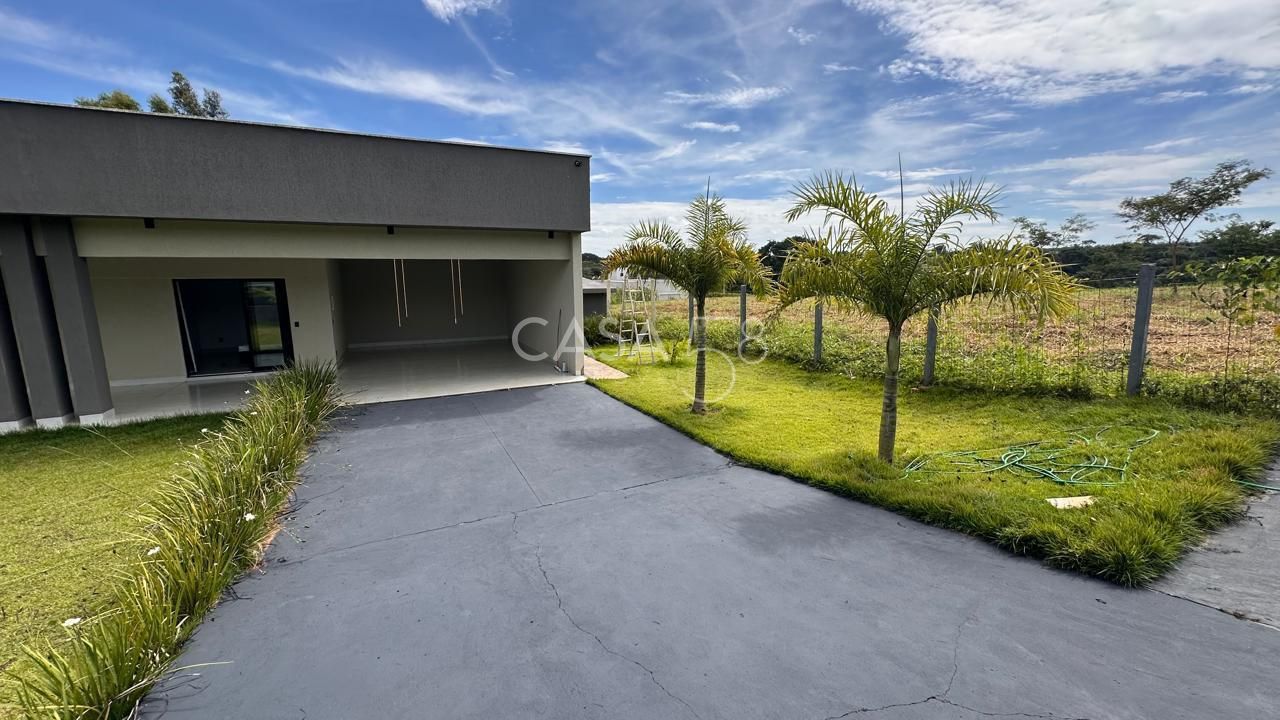 Casa Térrea de Alto Padrão no Condomínio Monte Sião – Complexo Arca Parque