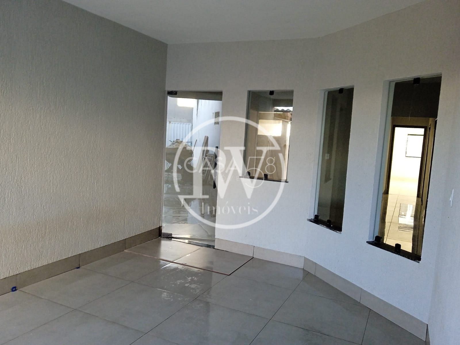 Casa Ampla com Sala Comercial – 3 Quartos + Espaço para Negócio – 170m²
