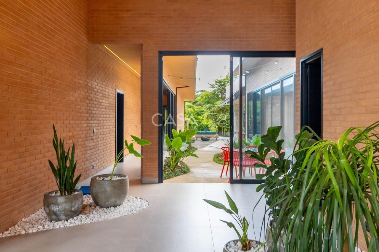 Casa de Luxo à Venda Mansões Morumbi – 4 Suítes, 365 m², Automação