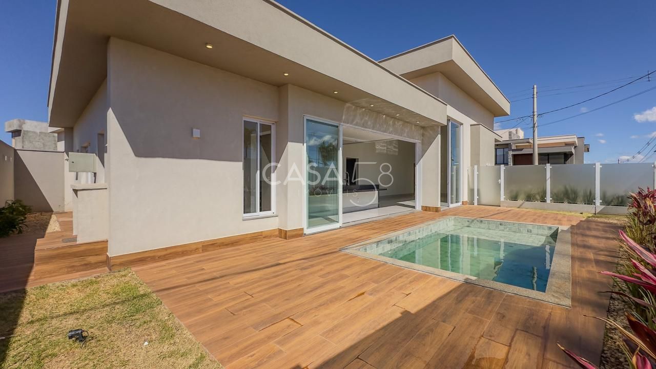 Casa Térrea de Alto Padrão à Venda | 3 Suítes | Piscina | Área Gourmet