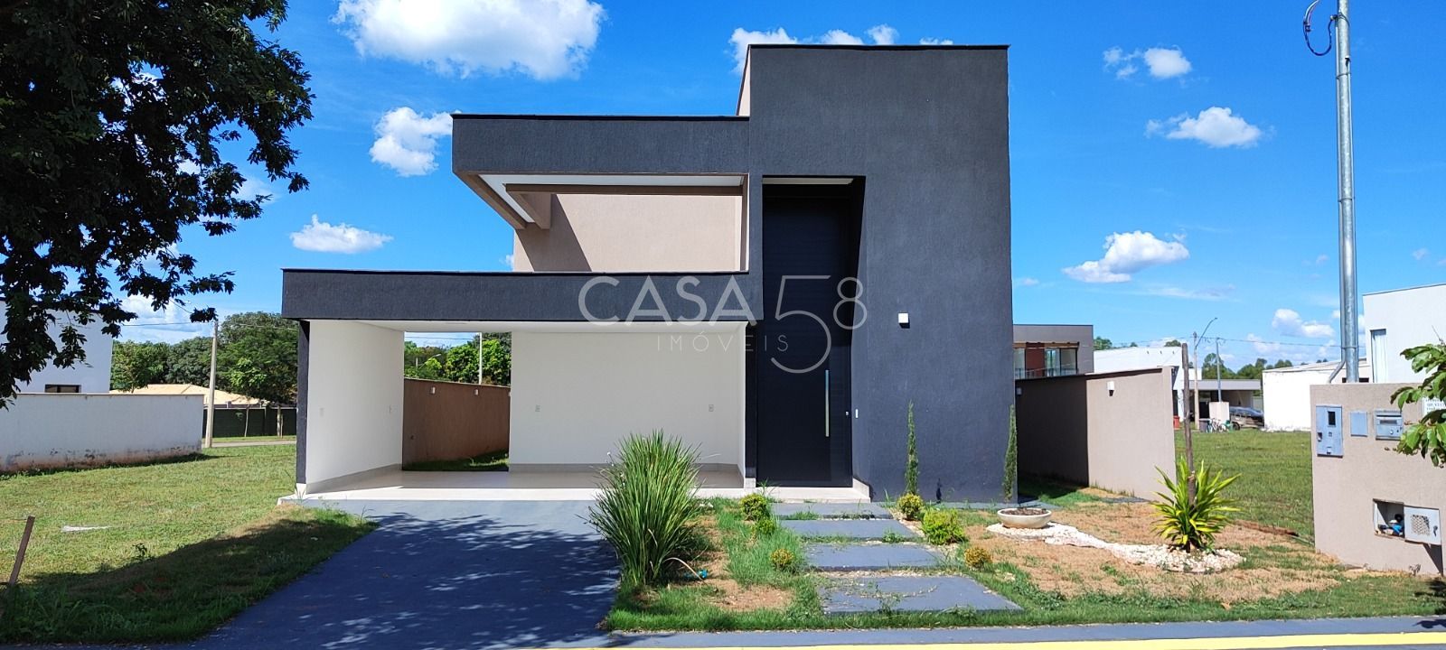 Casa Térrea – Condomínio Terras Alpha – Senador Canedo