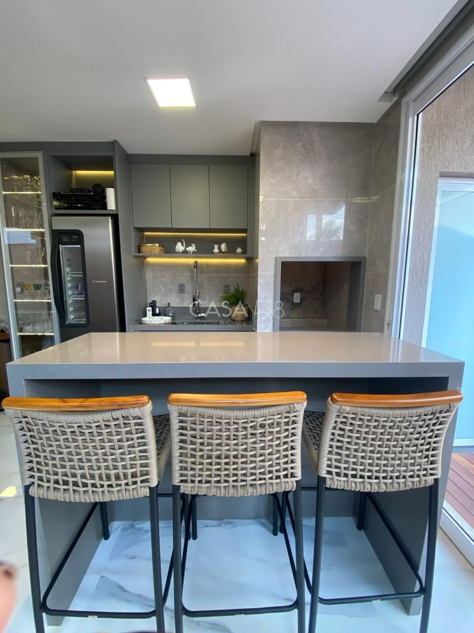 Casa Térrea de Alto Padrão no Jardins Verona – Goiânia/GO | 4 Suítes, Piscina