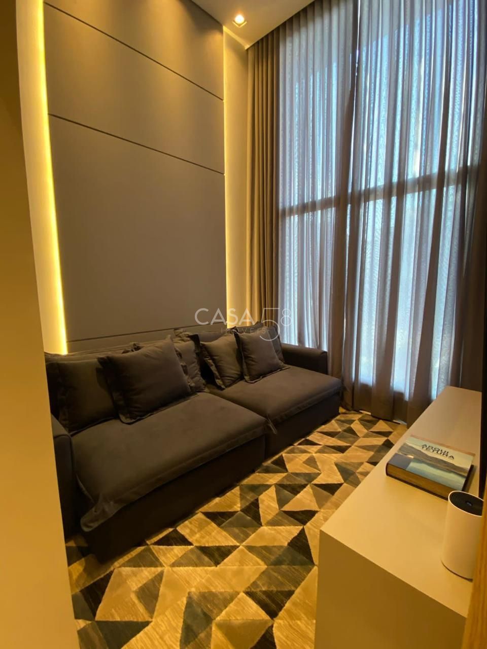 Casa Térrea de Alto Padrão no Jardins Verona – Goiânia/GO | 4 Suítes, Piscina