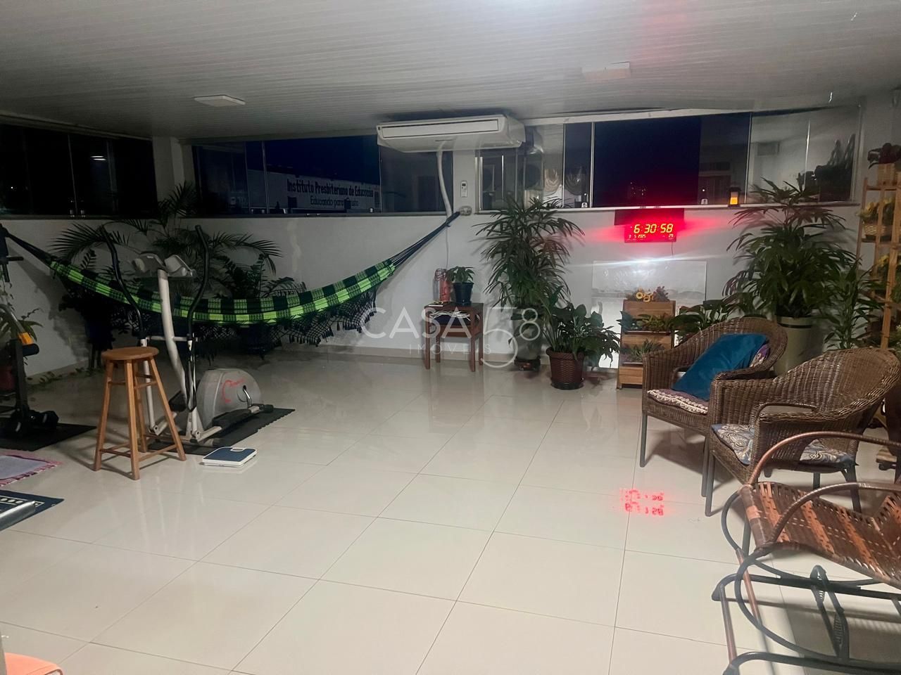 Apartamento à Venda no Edifício Ipanema – Setor Central, Goiânia | 3/4 (1 Suíte)