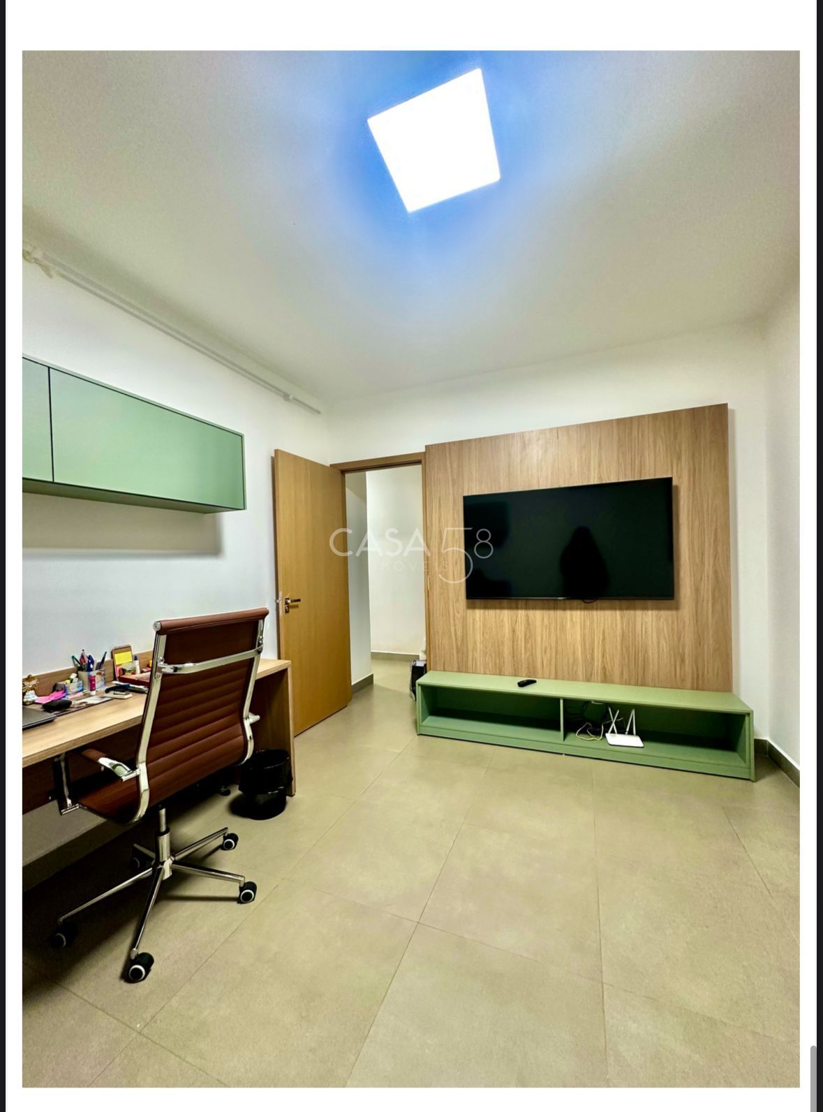 Casa em Condomínio – 4 Quartos – Jardins Capri