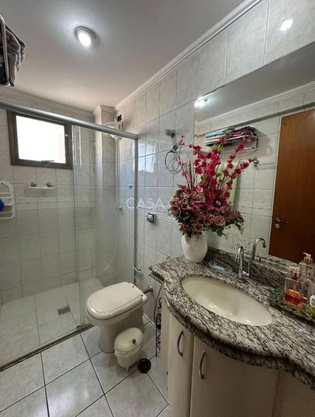 Apartamento à Venda – 3/4 + DCE – 2 Suítes | Nascente | Setor Bueno, Goiânia