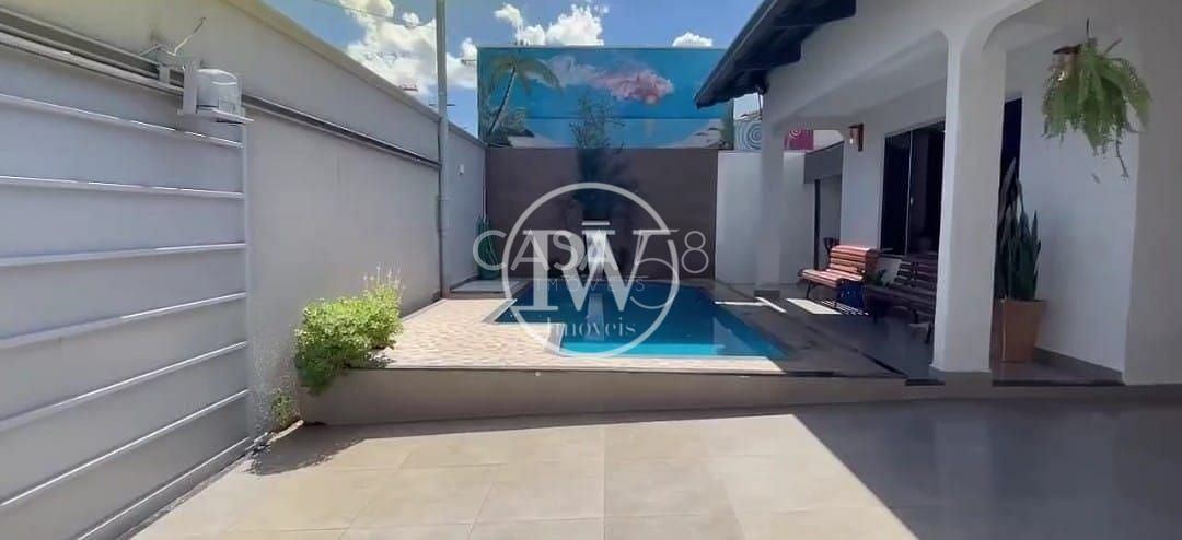 Casa à venda, Parque Anhanguera - 360m² Privativa - 3 Quartos - Goiânia, GO