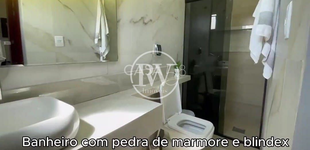 Casa à venda, Parque Anhanguera - 360m² Privativa - 3 Quartos - Goiânia, GO