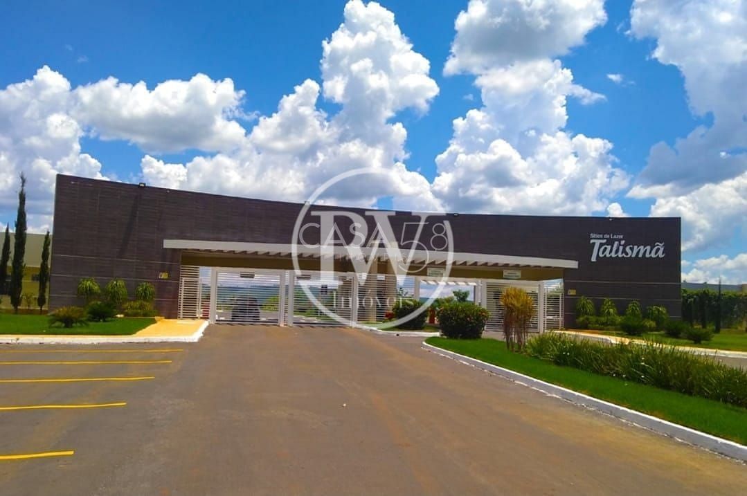 Casa em Condomínio Fechado à Venda – 6 Suítes – 430 m² Construídos – 1.500 m²